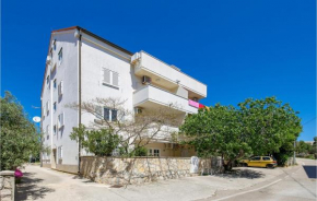 Stunning apartment in Novalja with WiFi and 2 Bedrooms